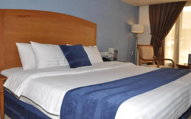 Al Reef International Hotel