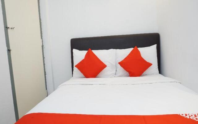 OYO 90121 Summer House Bed & Cafe