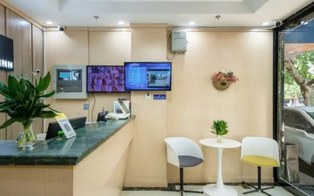 Youhai Hotel (Baoshan Wanda Branch)