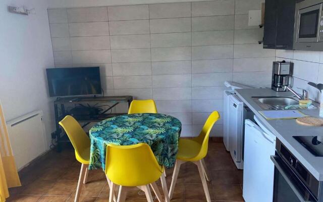 4MIR11JAUNE- T2 en DUPLEX idéalement situé pour 4 personnes