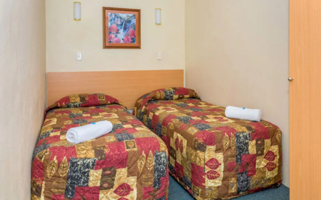 Comfort Inn Redleaf Resort