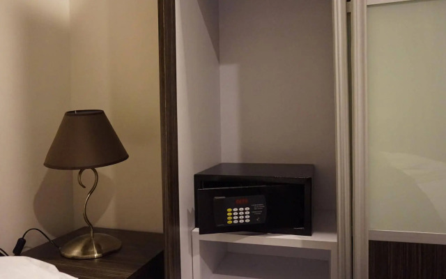 West Avenue Suites