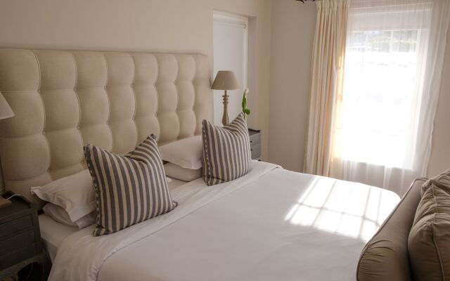 White Lodge Constantia Guest House