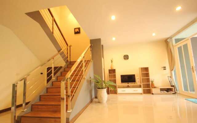 Vacato House