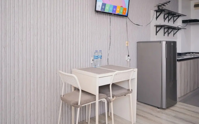Comfy Studio Room at Bintaro Icon Apartment