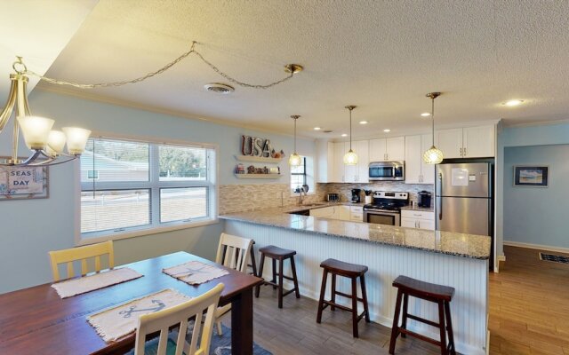 Americana Beach 4 Bedroom Home