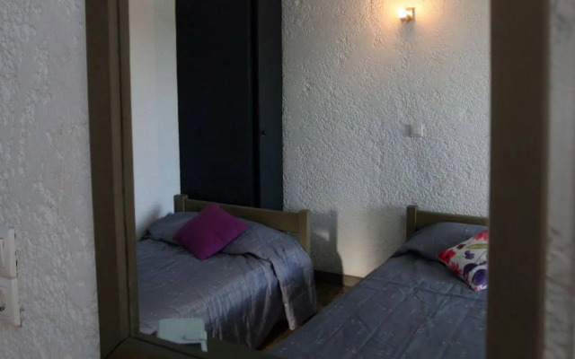 St George Studios Apartments