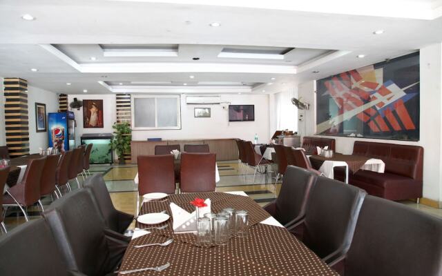 OYO 3075 Hotel RK Residency