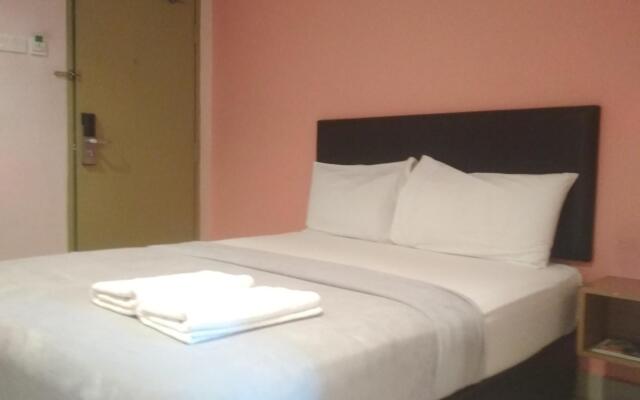 New Eastern Hotel