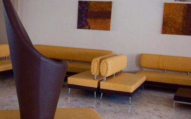 Delfinia Resort