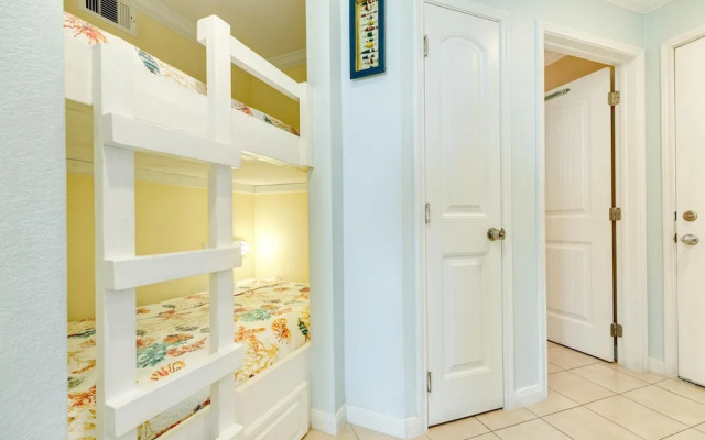 Beautiful Blue Heron Sleeps 6 Great Views