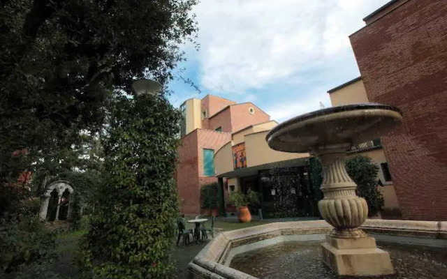 Kaire Hotel