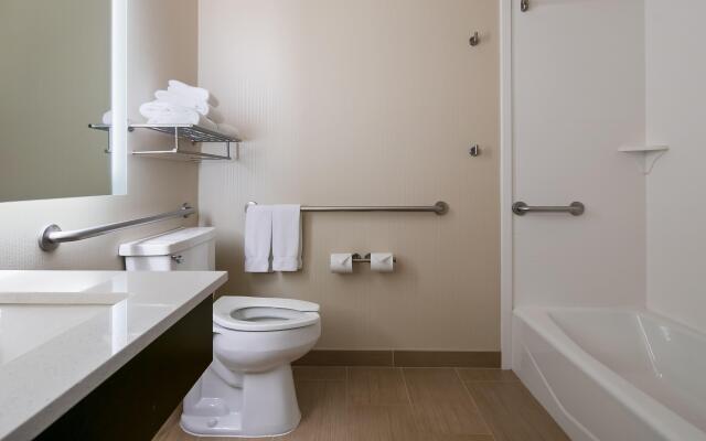 Holiday Inn Express Bellingham by IHG