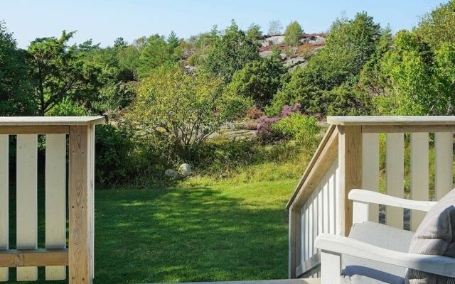 7 Person Holiday Home in Nösund