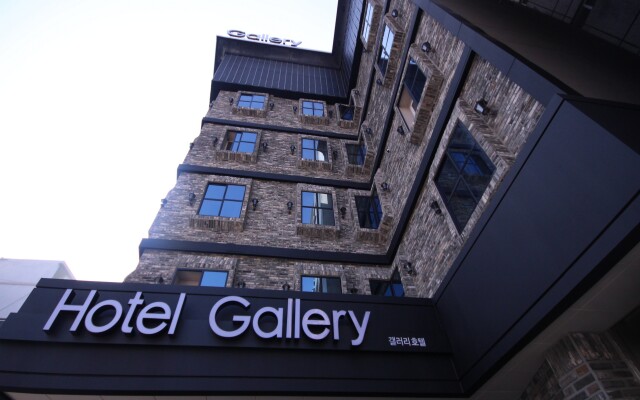 Gallery Hotel