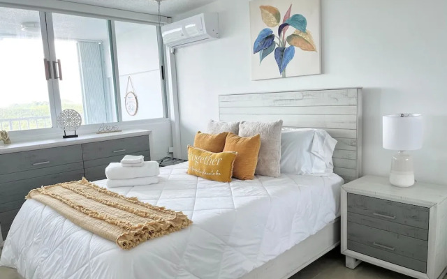 Stunning Marina Views Pool Kayak Island Tours