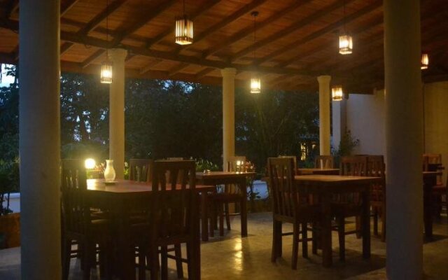 Surf Lanka Hotel