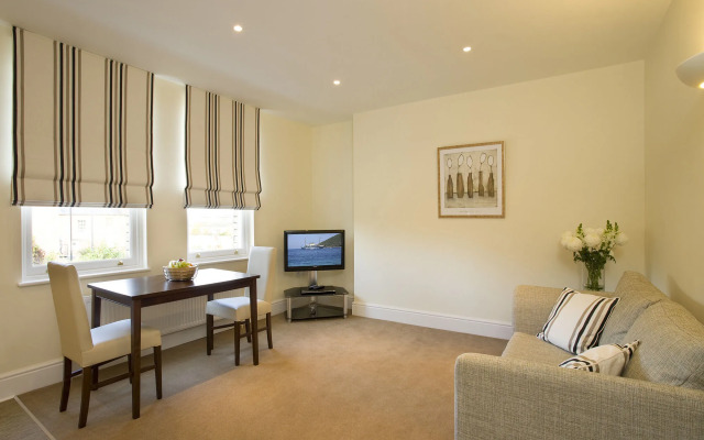 SACO Reading - Castle Crescent