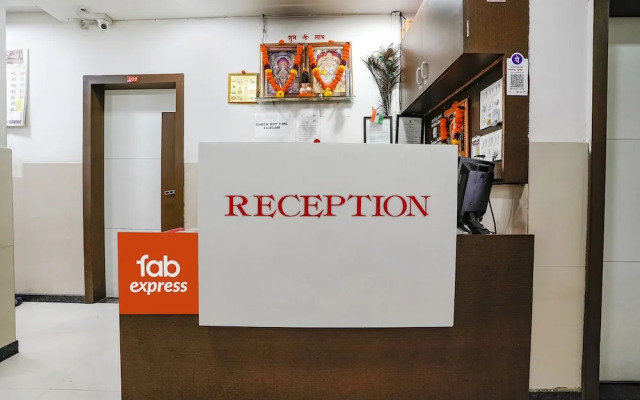 Fabexpress Sai Lodging