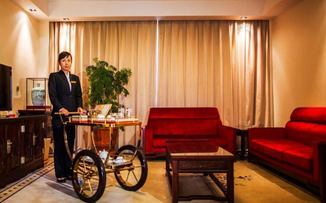 Imperial Palace Hotel