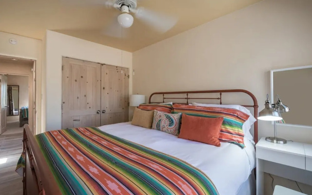 Valle Del Sol - Unbeatable Views, Spacious Luxury Home, Impeccable Furnishings
