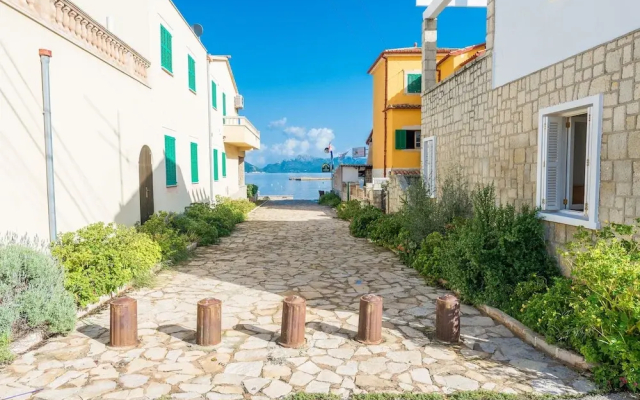 Xarus 1 in Alc dia With 2 Bedrooms and 1 Bathrooms - Apartment in Alcudia - Photo 2