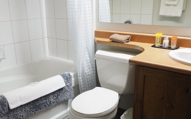 Apex Inn 201 - 1 Br Condo