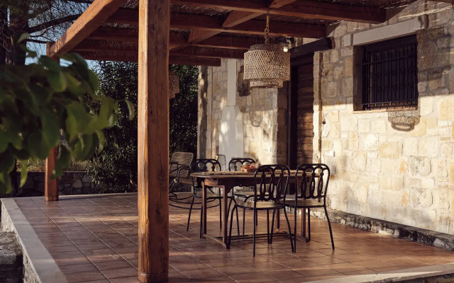 Leeda's Villas