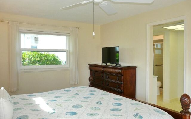 Inviting Waterfront Home With Western Exposure