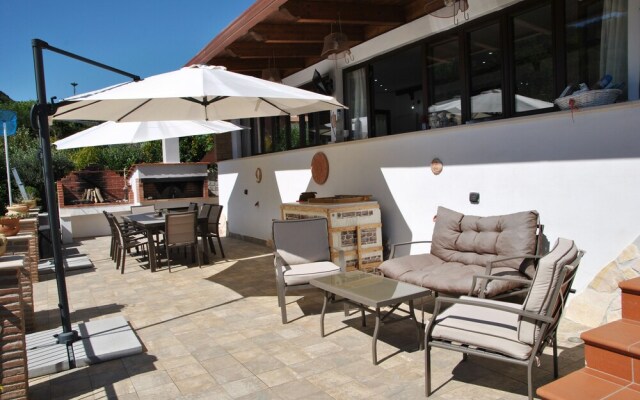 Villa Giselda With Private Pool and Outdoor Whirpool
