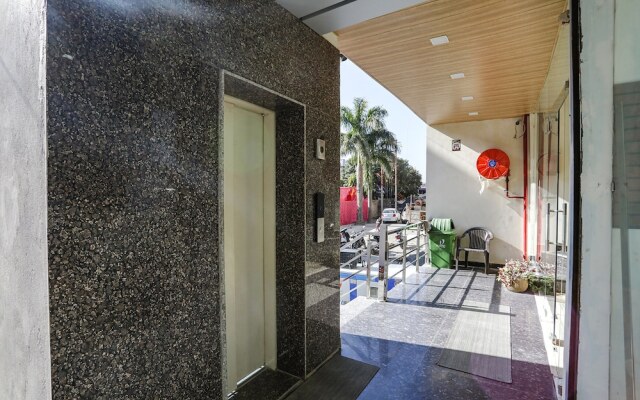 Fabhotel Js Pearl