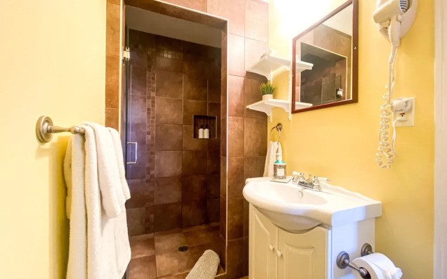 Sea Breeze Bed & Breakfast