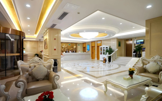 Vienna Shanghai Meilanhu Metro Station – Lobby – Shanghai