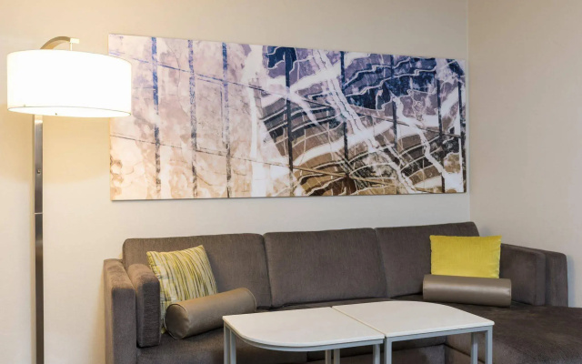 SpringHill Suites Chicago O'Hare by Marriott