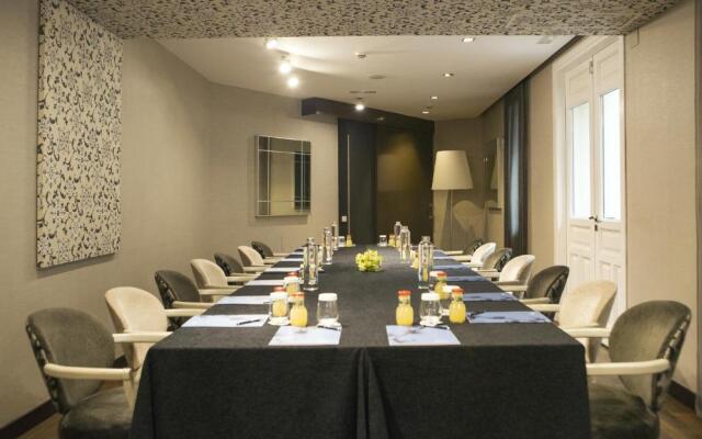 Hospes Puerta de Alcalá, a Member of Design Hotels