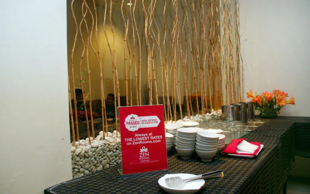 Zen Rooms Raya Juanda