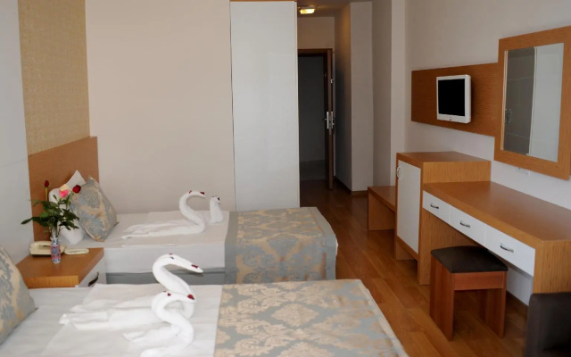 Blue Fish Hotel