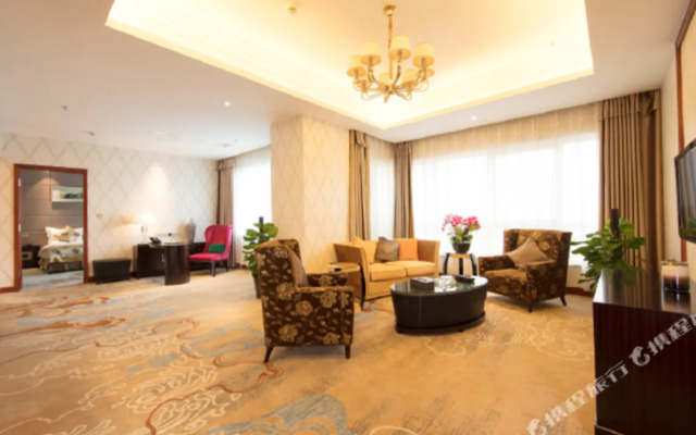Zhonghe Hotel