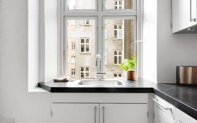 Sanders Stage - Cute 3-bdr Apt Near Nyhavn