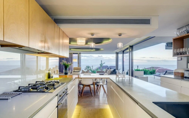 Incredible Camps Bay Villa With Five Bedrooms and Private Pool The Cheviots