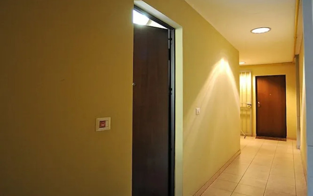 Uno Sguardo sui Tetti by Wonderful Italy