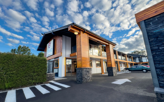 Coast Courtenay Hotel