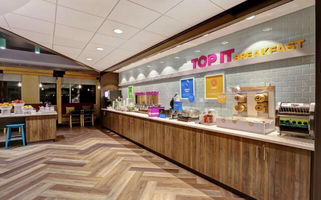 TRU BY Hilton Edmonton Windermere