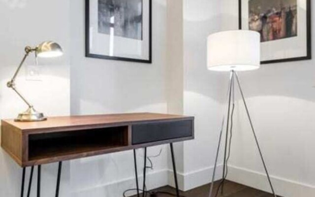Newly Built Elegant 1 bed Home in Central London