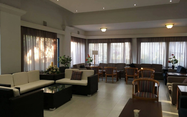 Kefalos - Damon Hotel Apartments