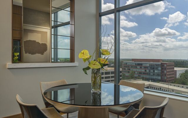 The Westin At The Woodlands