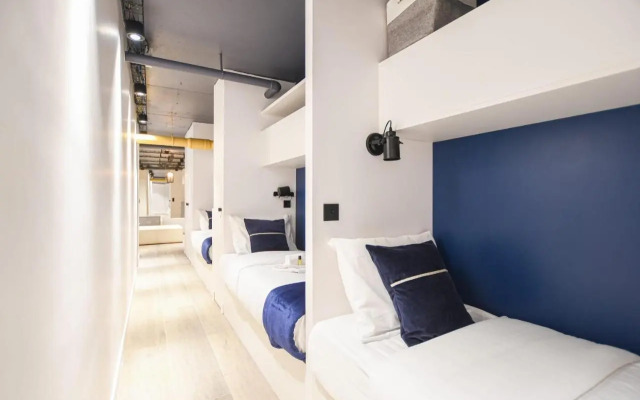 Modern Family Apartment Next To The Eiffel Tower