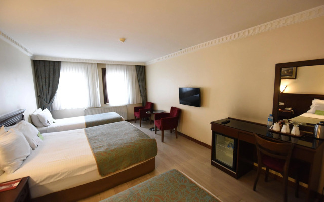 Asal Hotel