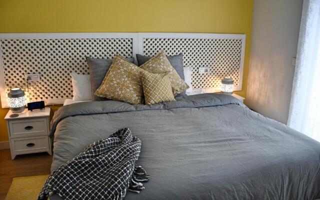 Yellow Jasper - Gemstone Getaway