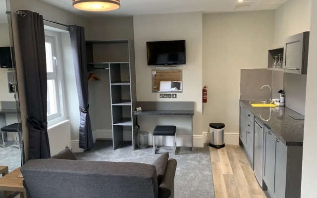 OYO Harmony Apartments